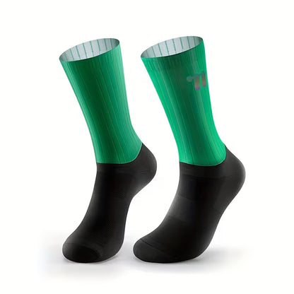 Calcetines de Ciclismo Aerodinámicos - Tela Italiana y Compresión Graduada